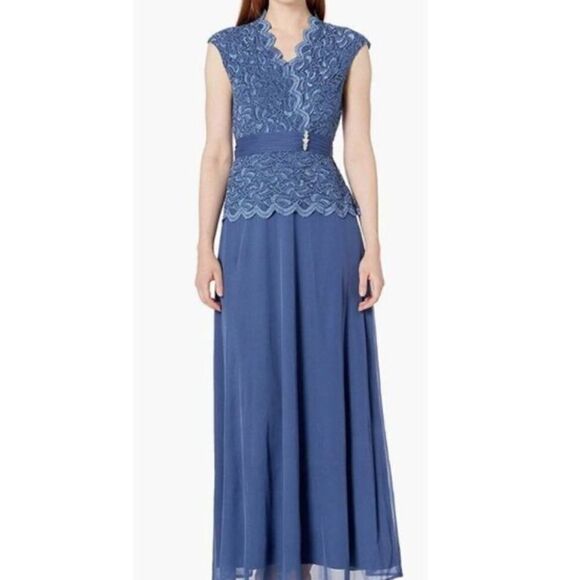NWT Onyx Nite Lace Top Gown Sz 12 Peri 648974 - Picture 1 of 8